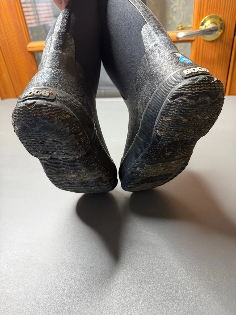 Kid’s Black Bogs Waterproof Pull-On Rain Boots. Size: 13